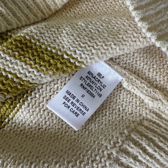 CJLA Rae Knit Top - Picture 4 of 6